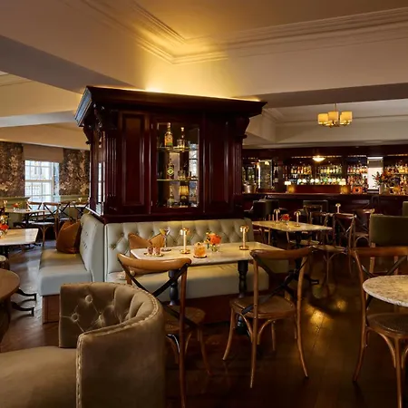Hotel Buswells 3*