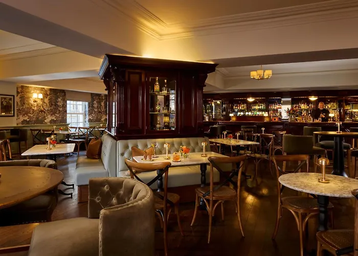 Hotel Buswells 3*