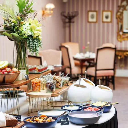 バスウェルズ 3*