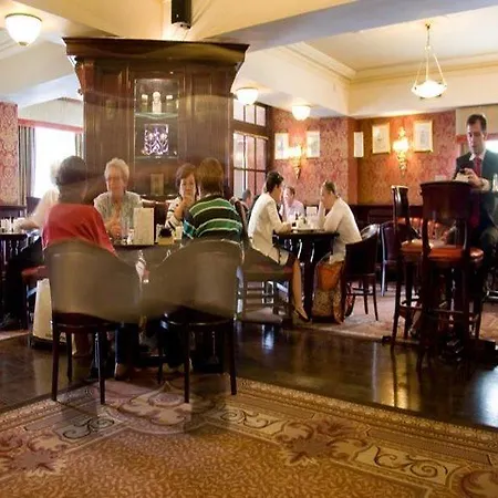 ホテル バスウェルズ ダブリン