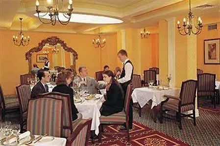Otel Buswells 3*