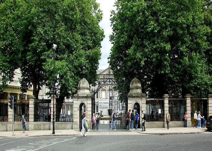 巴斯韦尔酒店 3*